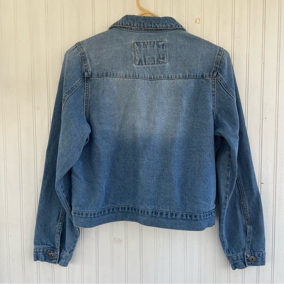 The Style Between Us Women's Denim Jacket Size Medium - Picture 2 of 6